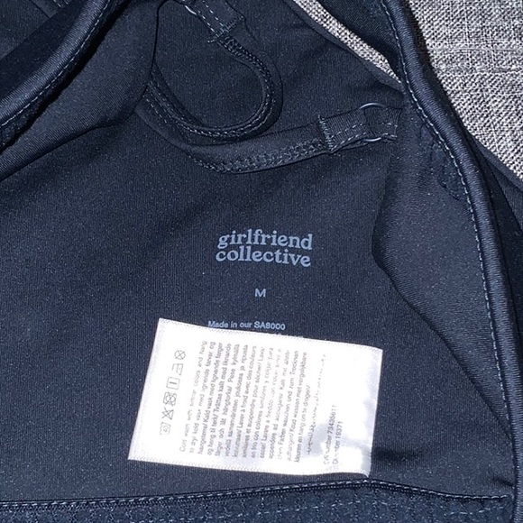 NWT Girlfriend Collective
Topanga Criss Cross Sports Bra Medium Navy - Picture 6 of 8